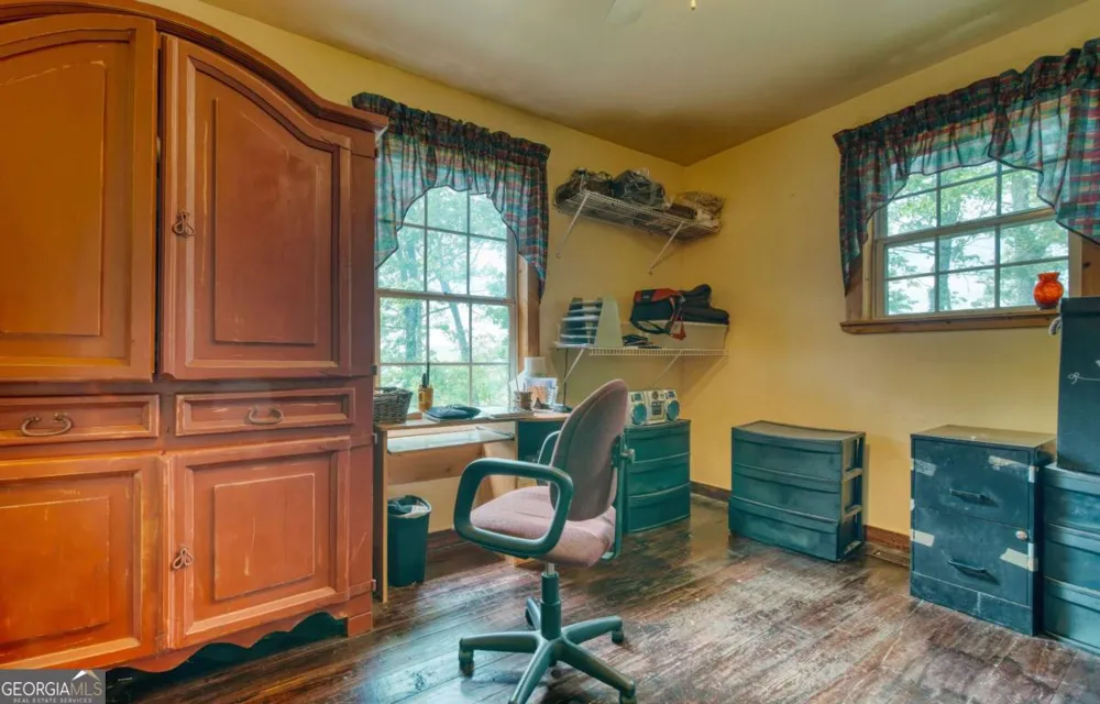 911 Summit WAY Blairsville, GA 30512