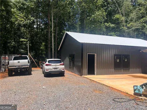 3056 411 HWY