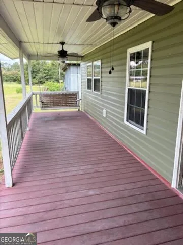 128 Oaktree LN Alma, GA 31510