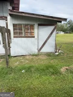 128 Oaktree LN Alma, GA 31510
