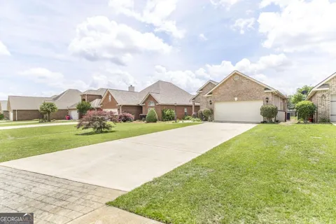 504 Eagle Springs DR