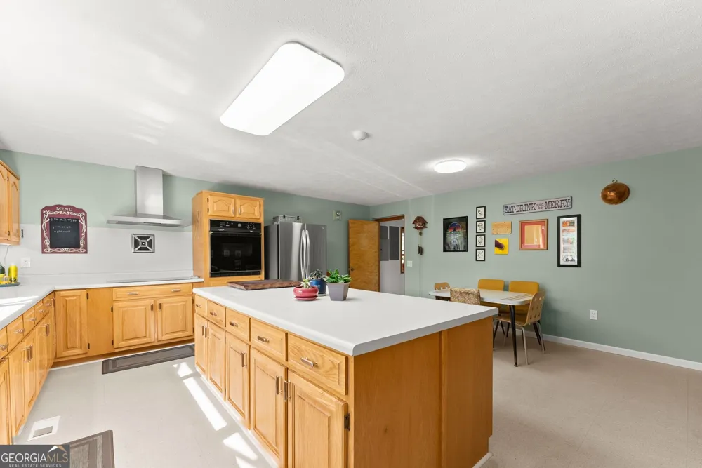 153 Trackrock Gap RD Blairsville, GA 30512