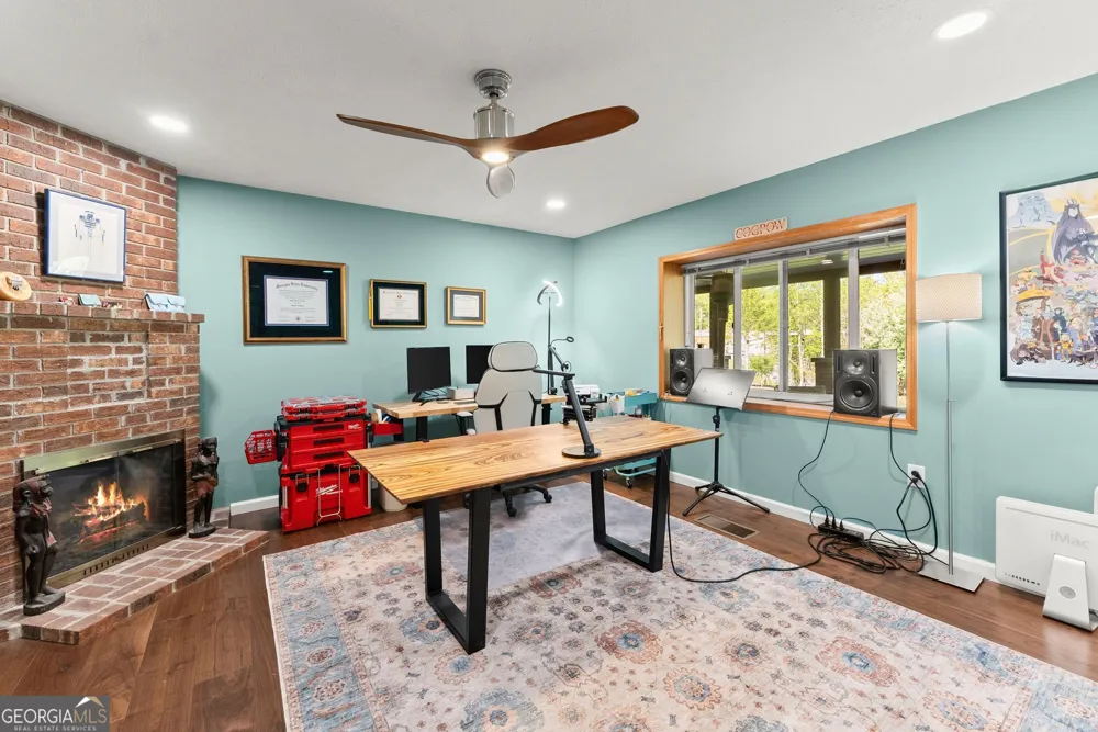 153 Trackrock Gap RD Blairsville, GA 30512