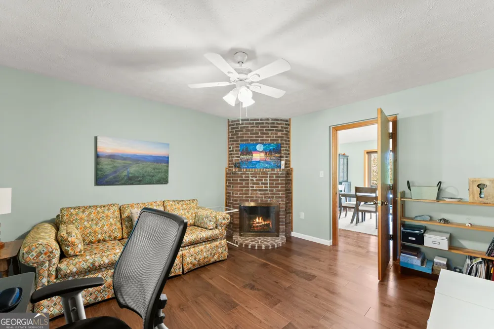 153 Trackrock Gap RD Blairsville, GA 30512