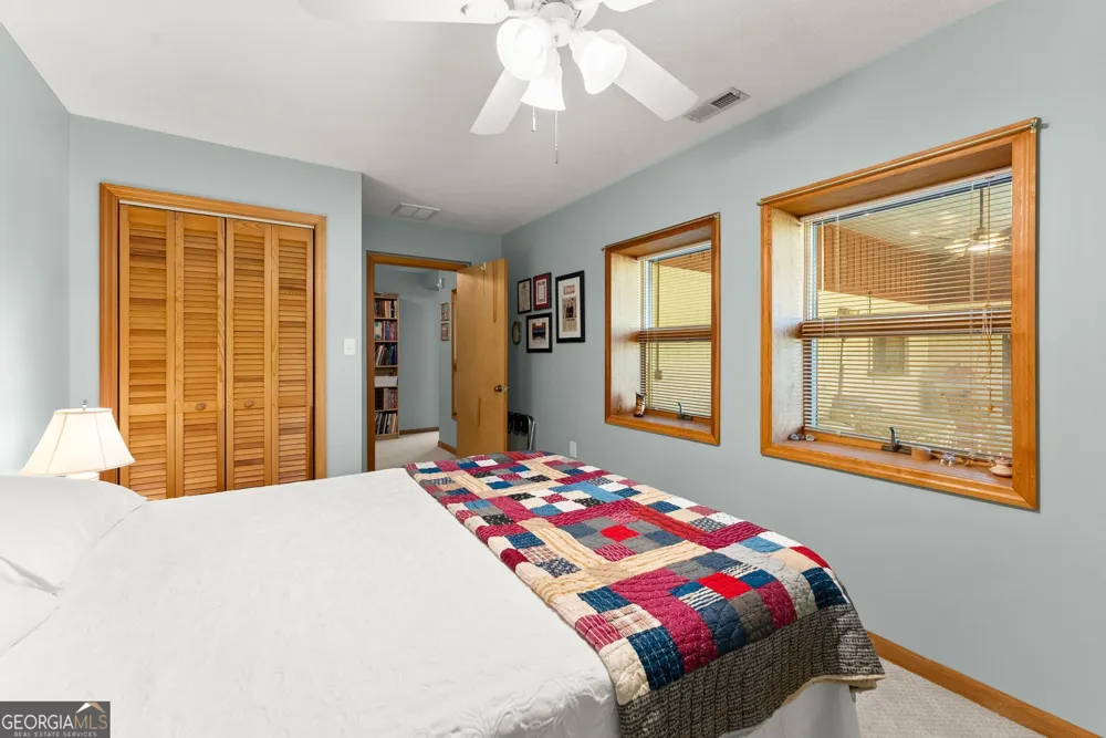 153 Trackrock Gap RD Blairsville, GA 30512
