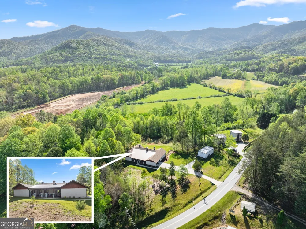 153 Trackrock Gap RD Blairsville, GA 30512