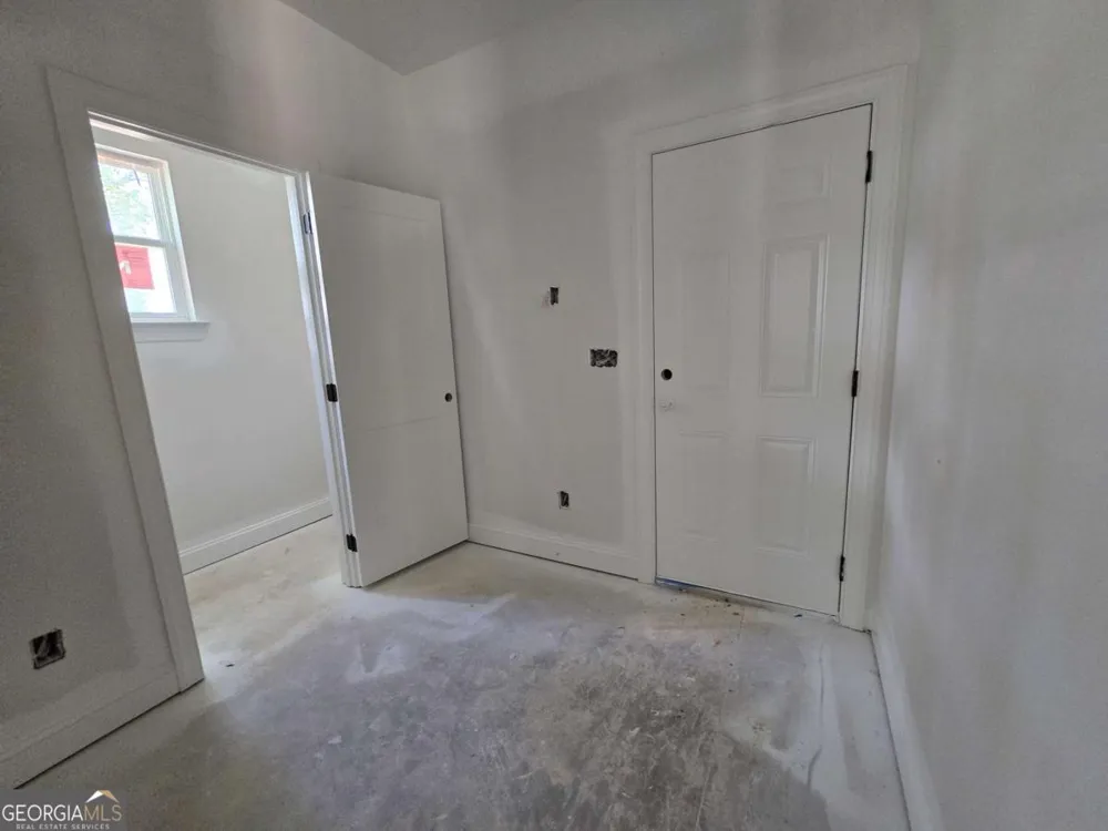 372 Conifer LN Ball Ground, GA 30107
