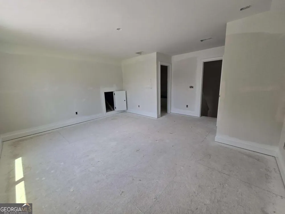 372 Conifer LN Ball Ground, GA 30107