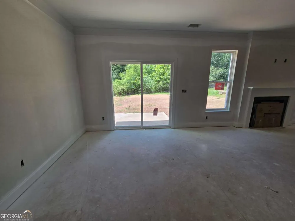 372 Conifer LN Ball Ground, GA 30107