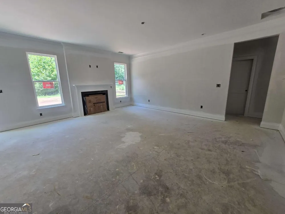 372 Conifer LN Ball Ground, GA 30107
