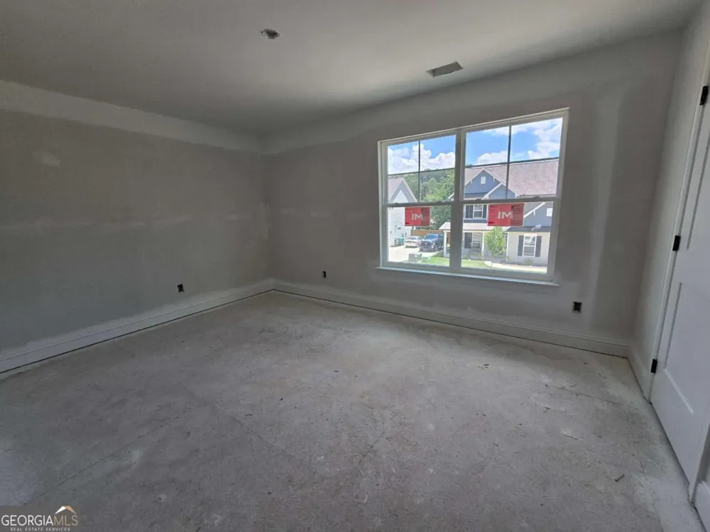 372 Conifer LN Ball Ground, GA 30107
