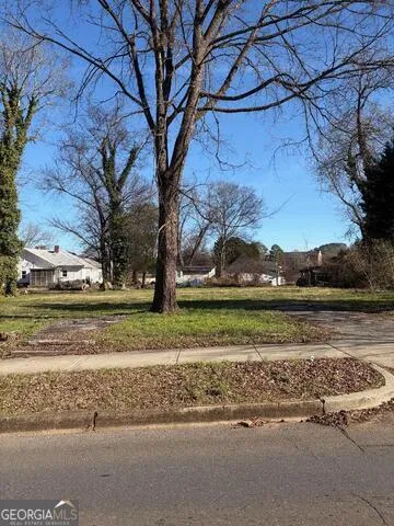 803/805 Maple AVE Rome, GA 30161