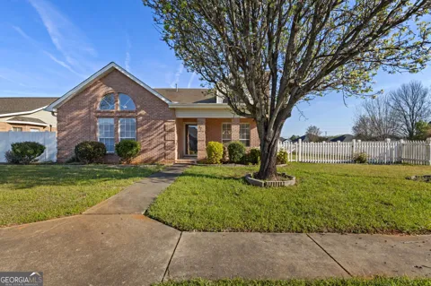 87 Park Ln