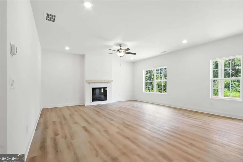 305 Rachel LN Hartwell, GA 30643