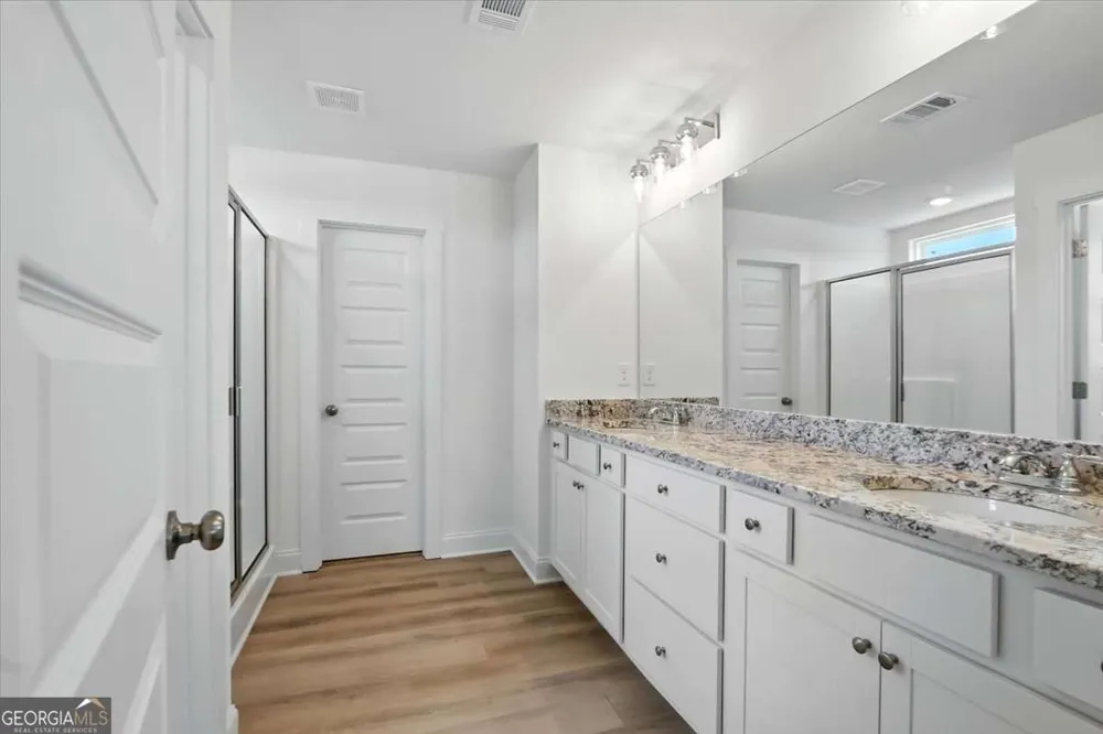 305 Rachel LN Hartwell, GA 30643