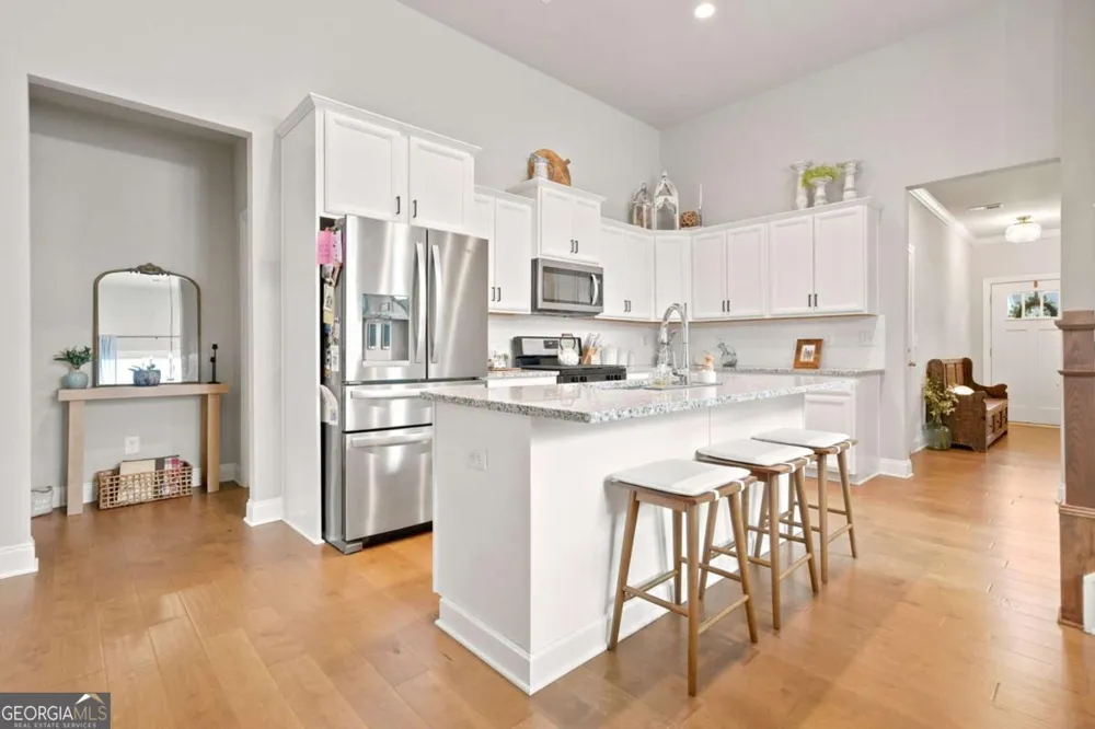 217 Lakeside PL Canton, GA 30114