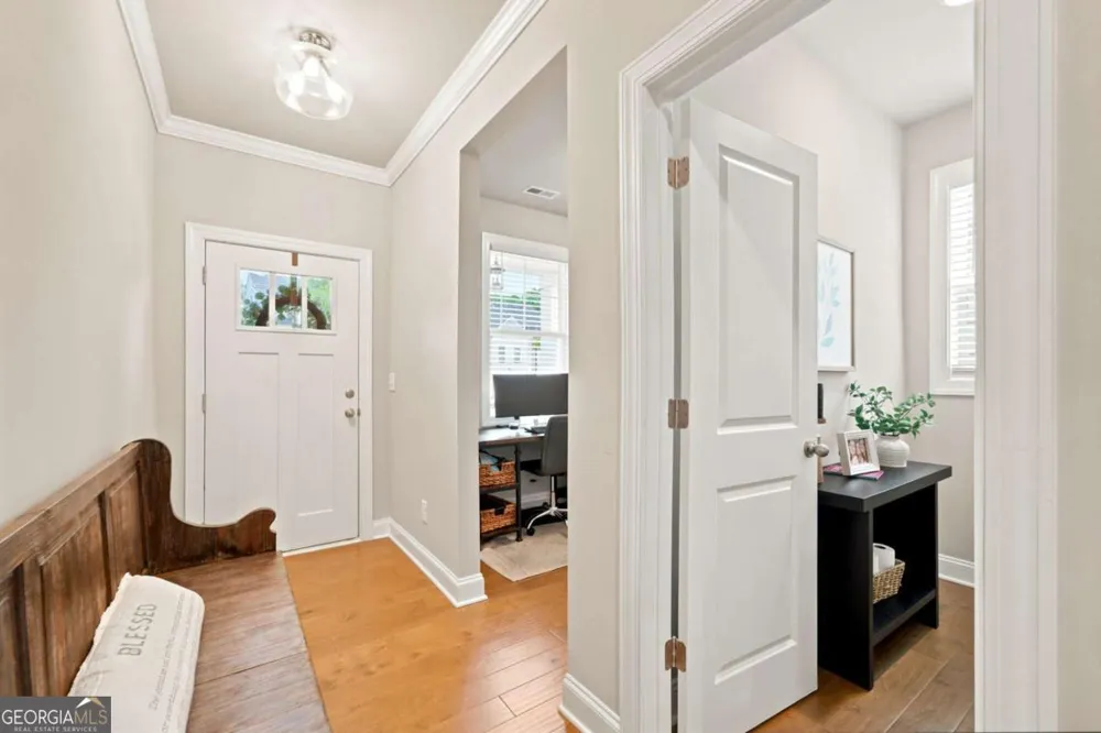 217 Lakeside PL Canton, GA 30114