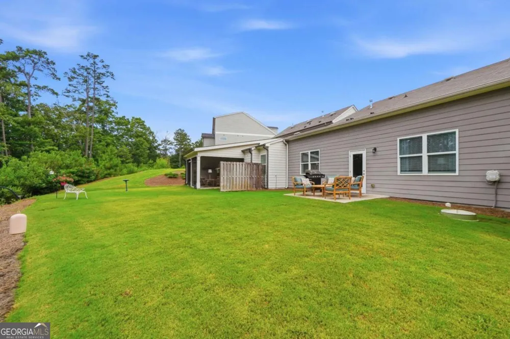217 Lakeside PL Canton, GA 30114