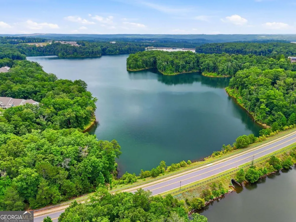 217 Lakeside PL Canton, GA 30114