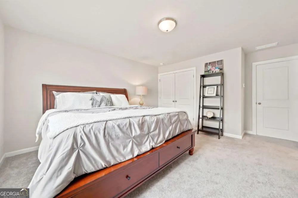 217 Lakeside PL Canton, GA 30114