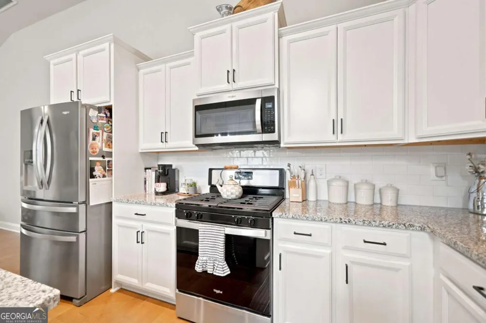 217 Lakeside PL Canton, GA 30114
