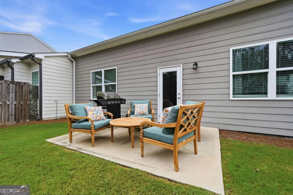 217 Lakeside PL Canton, GA 30114