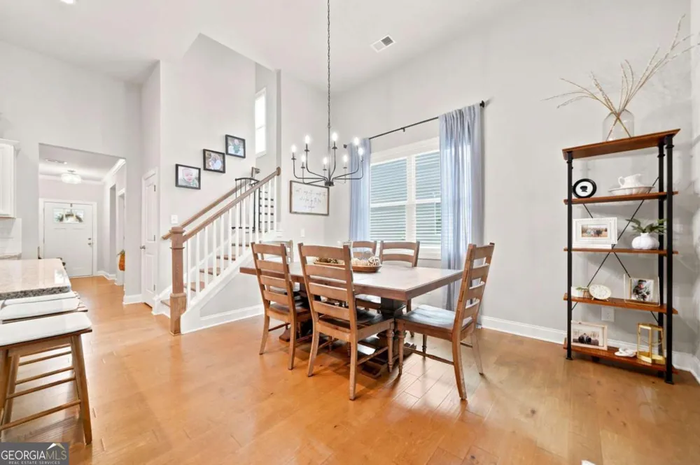 217 Lakeside PL Canton, GA 30114