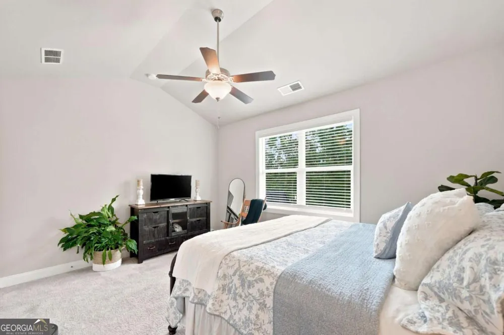 217 Lakeside PL Canton, GA 30114