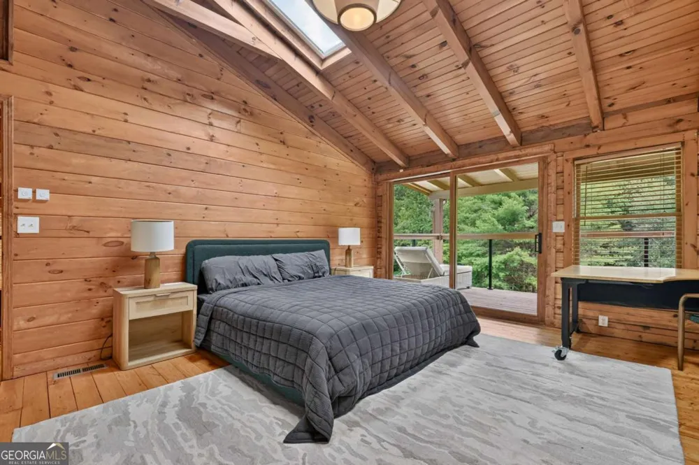 355 Happy Valley LN Morganton, GA 30560