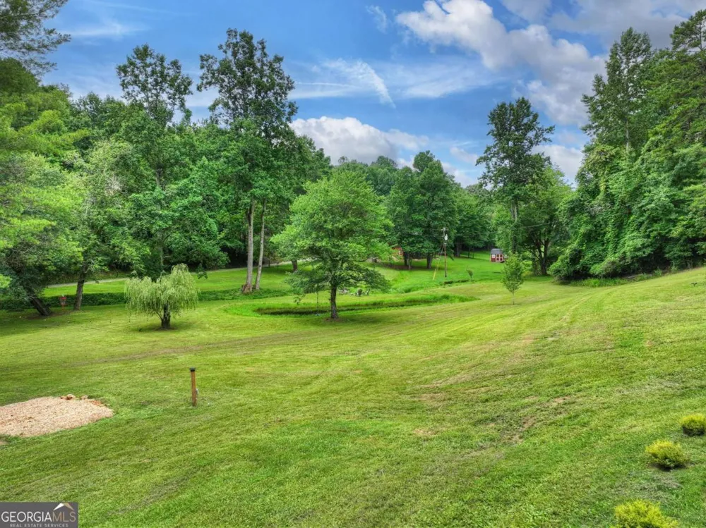 355 Happy Valley LN Morganton, GA 30560