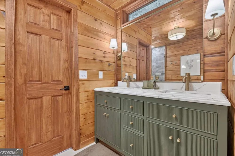 355 Happy Valley LN Morganton, GA 30560