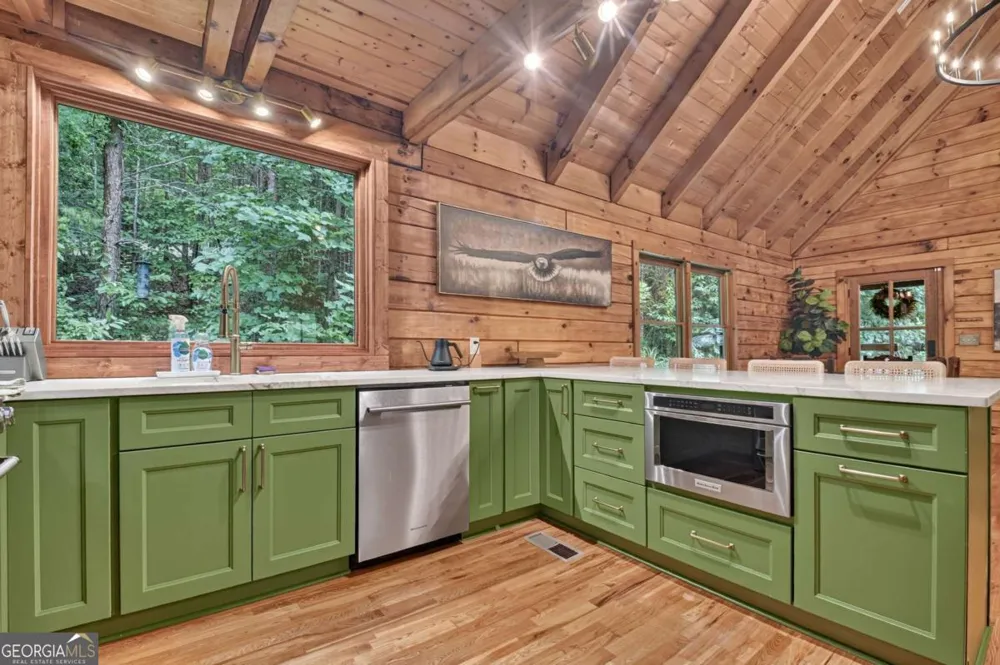355 Happy Valley LN Morganton, GA 30560