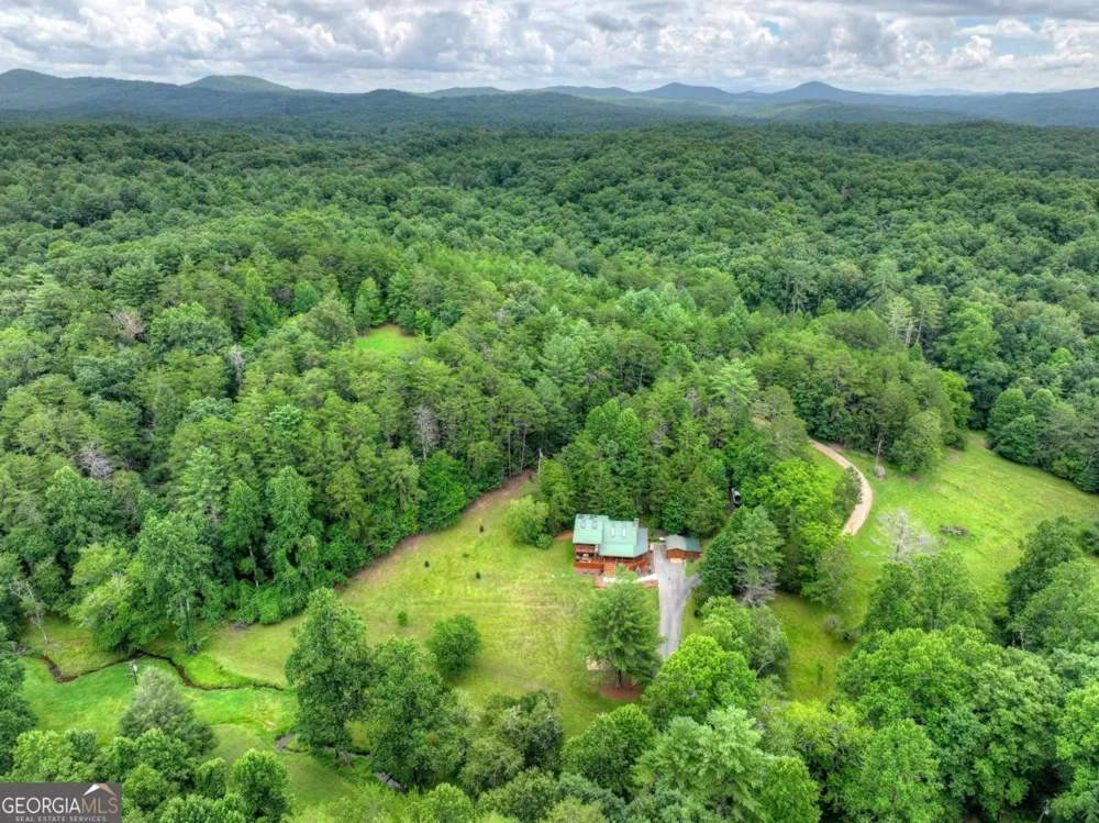 355 Happy Valley LN Morganton, GA 30560