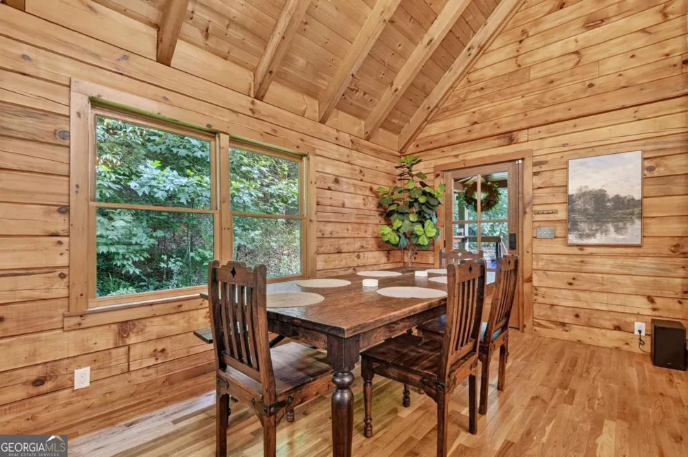 355 Happy Valley LN Morganton, GA 30560