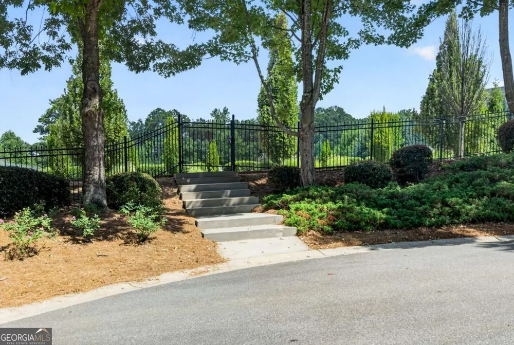 9013 Woodland TRL Alpharetta, GA 30009