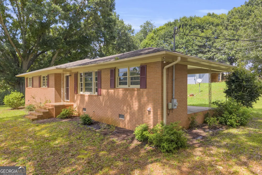 3657 Wildcat Bridge RD Royston, GA 30662