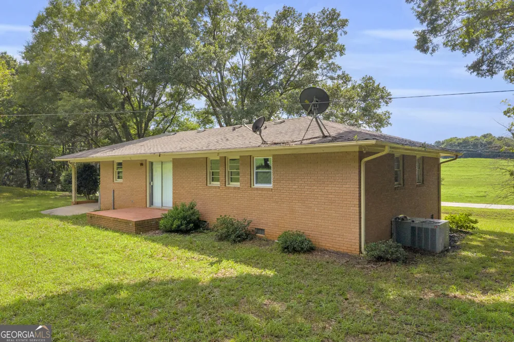 3657 Wildcat Bridge RD Royston, GA 30662