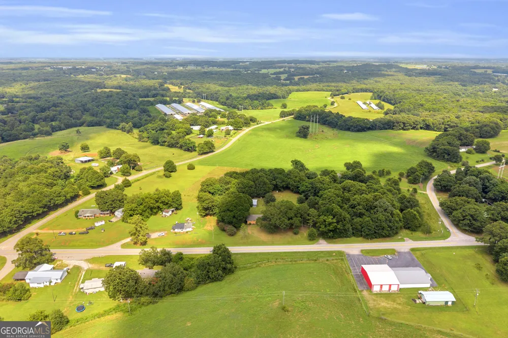 3657 Wildcat Bridge RD Royston, GA 30662