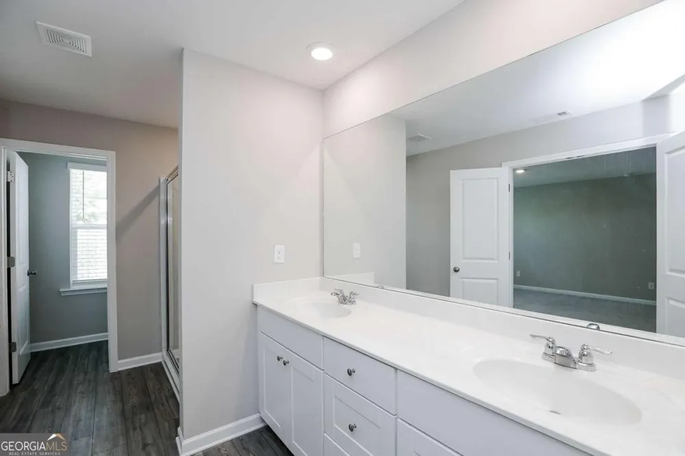 4355 Magpie DR Hoschton, GA 30548