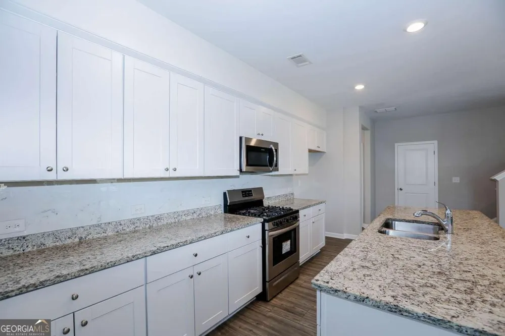 4355 Magpie DR Hoschton, GA 30548