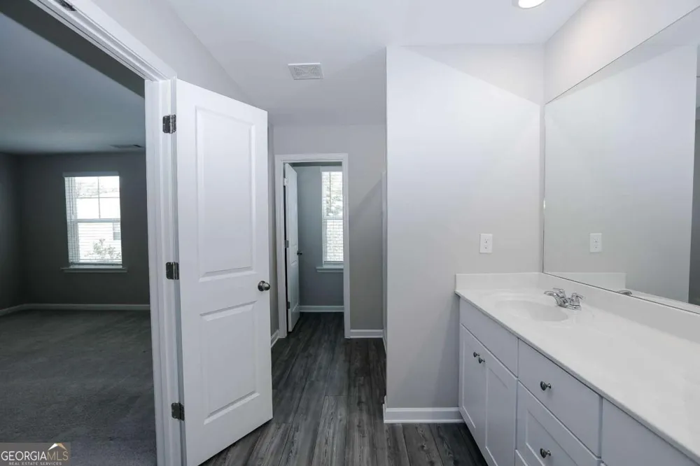 4355 Magpie DR Hoschton, GA 30548