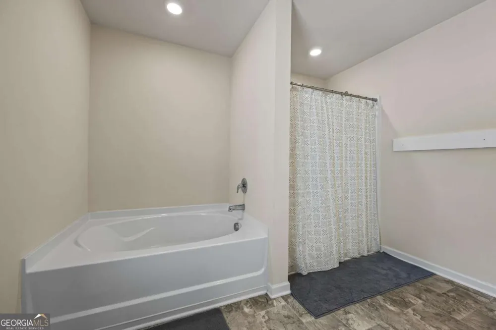 178 Starbuck PKWY Pendergrass, GA 30567