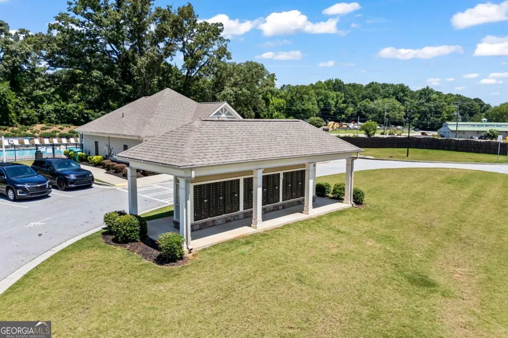 178 Starbuck PKWY Pendergrass, GA 30567