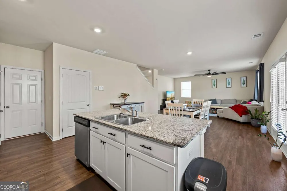 178 Starbuck PKWY Pendergrass, GA 30567