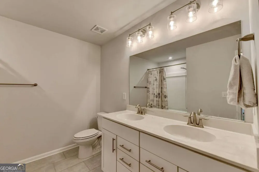 5477 Fountain Head LN Auburn, GA 30011
