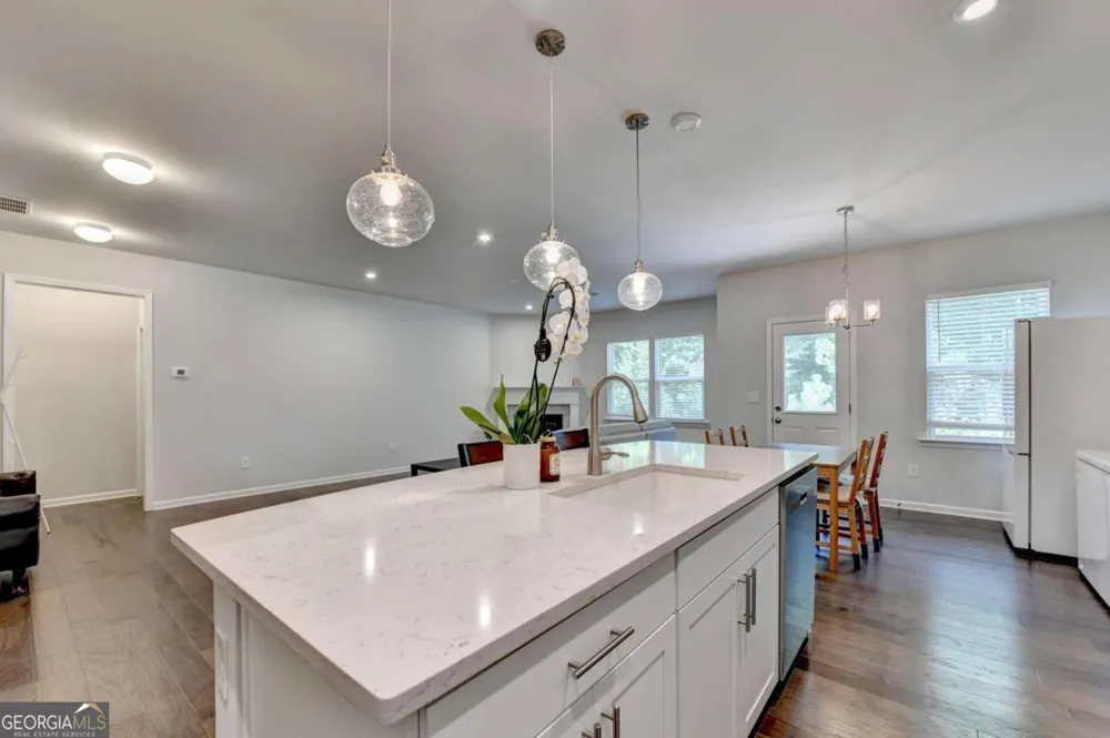5477 Fountain Head LN Auburn, GA 30011