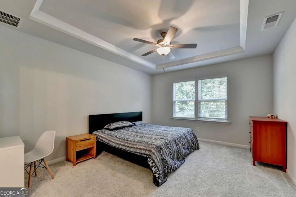 5477 Fountain Head LN Auburn, GA 30011