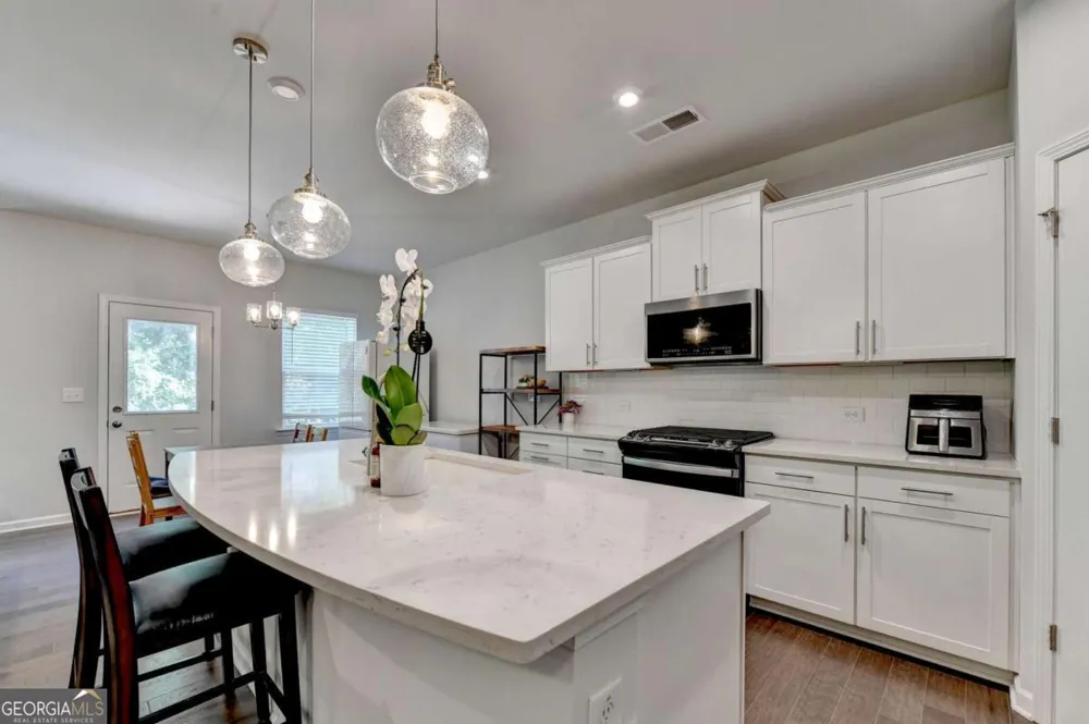 5477 Fountain Head LN Auburn, GA 30011