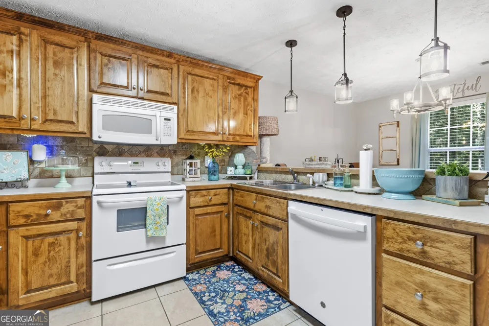 613 Kings RD SE Milledgeville, GA 31061