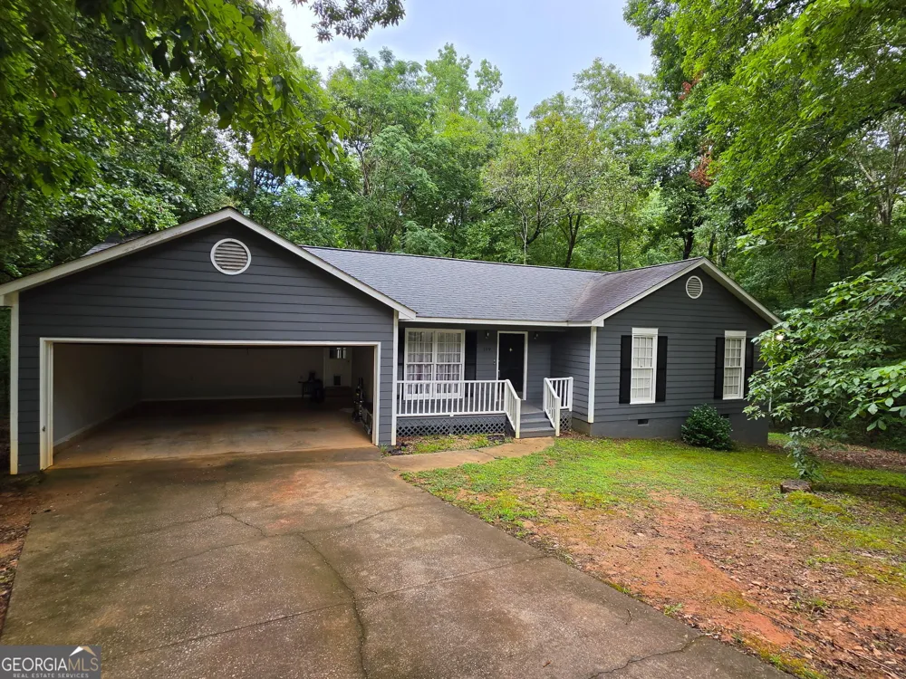 109 Huntcliff CT LaGrange, GA 30240